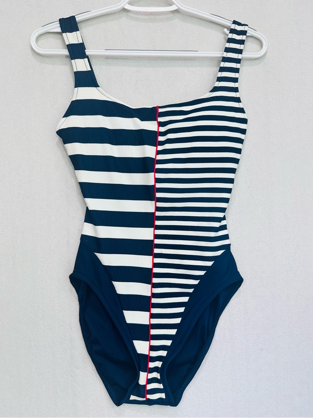 Beach House Striped Navy & White One-Piece Swimsuit Bathing Suit Sz 10 USA Made